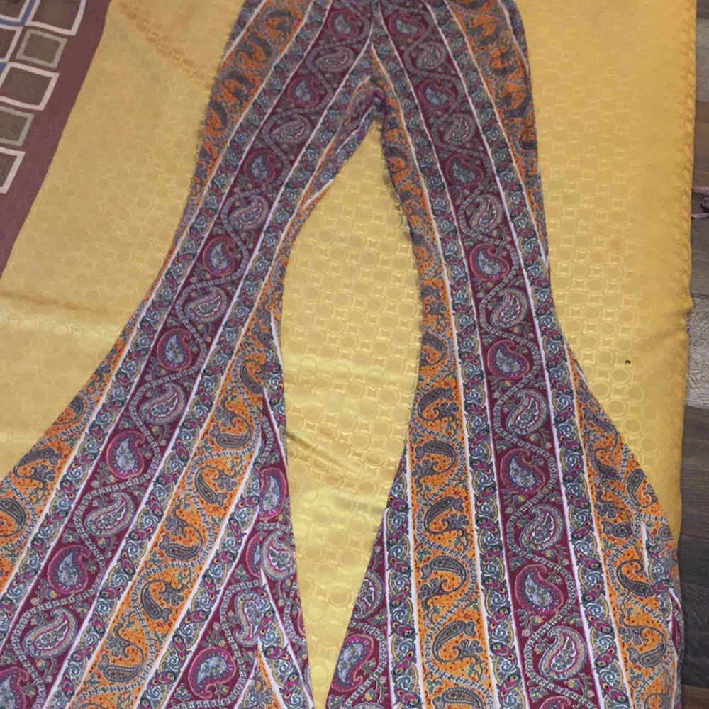 Paisley bell bottom leggings